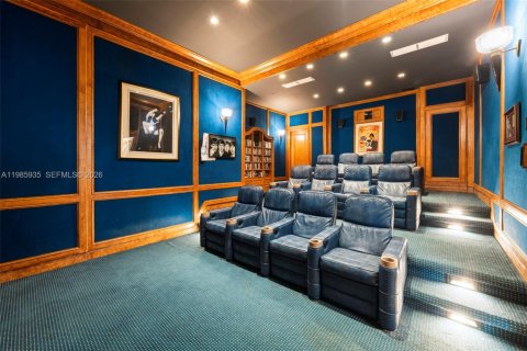 Купить виллу или дом в Корал-Гейблс, Флорида 7 спален, 1193.14м2, № 2044876 - фото 18