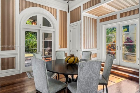 Купить виллу или дом в Корал-Гейблс, Флорида 7 спален, 1193.14м2, № 2044876 - фото 25