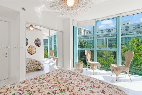 Condominio en alquiler en Miami Beach, Florida, 2 dormitorios, 120.77 m2 № 2049053 - foto 26