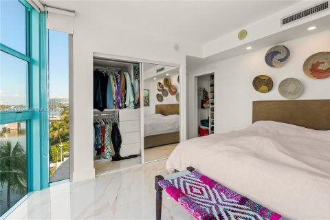Condominio en alquiler en Miami Beach, Florida, 2 dormitorios, 120.77 m2 № 2049053 - foto 22