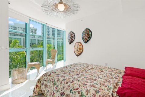 Condominio en alquiler en Miami Beach, Florida, 2 dormitorios, 120.77 m2 № 2049053 - foto 14
