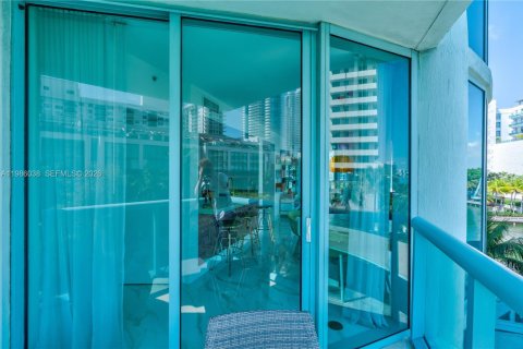 Condominio en alquiler en Miami Beach, Florida, 2 dormitorios, 120.77 m2 № 2049053 - foto 16