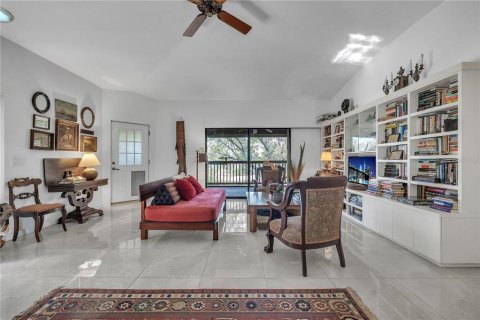 House in Arcadia, Florida 2 bedrooms, 106.65 sq.m. № 2148626 - photo 12
