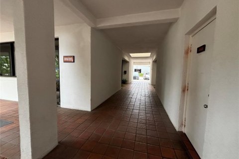Propiedad comercial en alquiler en Oviedo, Florida № 1637192 - foto 15