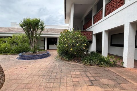 Propiedad comercial en alquiler en Oviedo, Florida № 1637192 - foto 2
