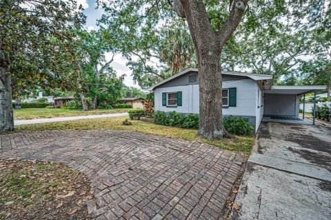 House in Saint Petersburg, Florida 2 bedrooms, 102.19 sq.m. № 1675755 - photo 8