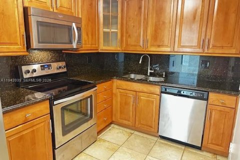 Condo à Coral Gables, Floride, 2 chambres  № 2000446