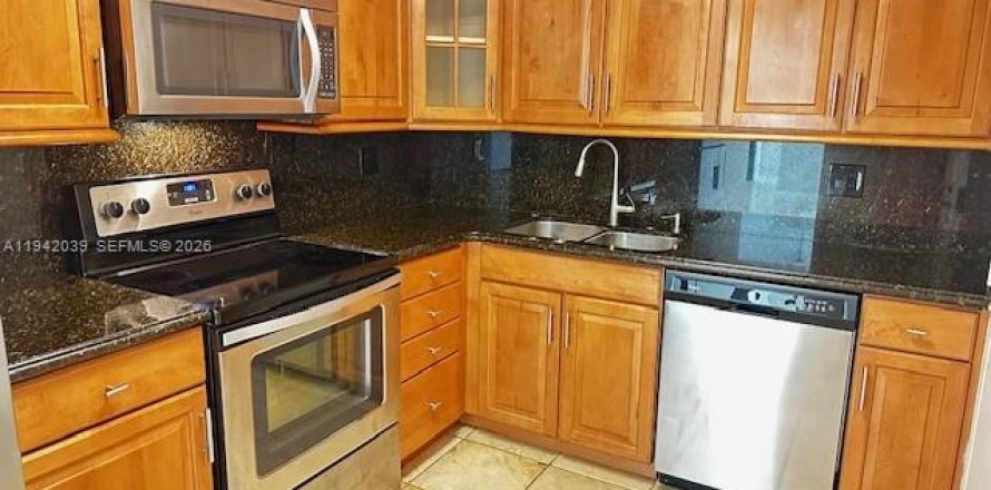 Condo à Coral Gables, Floride, 2 chambres  № 2000446