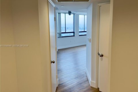 Condominio en alquiler en Miami Beach, Florida, 2 dormitorios, 117.89 m2 № 2011805 - foto 12