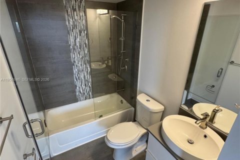Condominio en alquiler en Miami Beach, Florida, 2 dormitorios, 117.89 m2 № 2011805 - foto 20