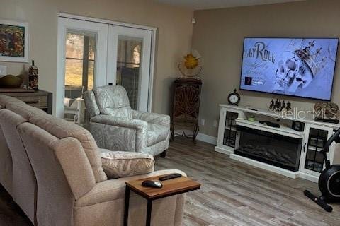 House in Weeki Wachee, Florida 3 bedrooms, 116.59 sq.m. № 2103209 - photo 5