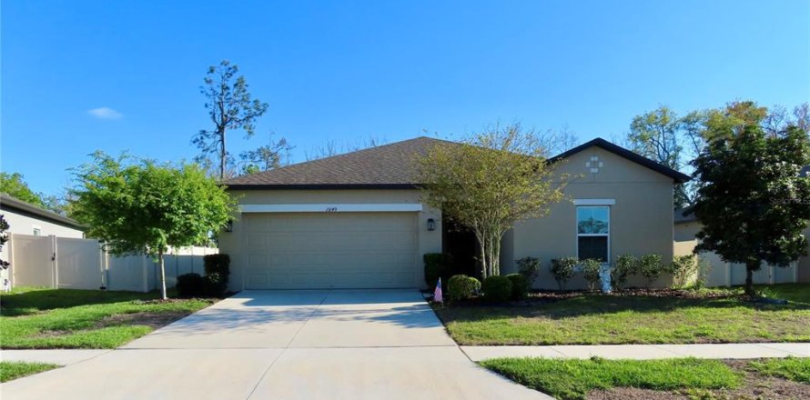 Casa en Spring Hill, Florida 3 dormitorios, 140.1 m2 № 2117154