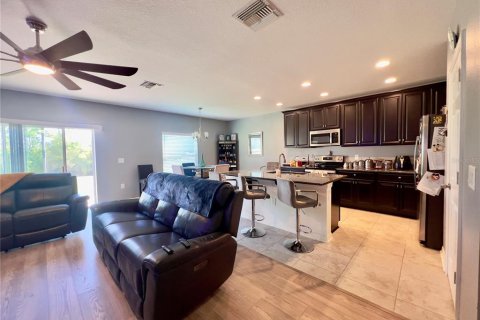 Casa en venta en Spring Hill, Florida, 3 dormitorios, 140.1 m2 № 2117154 - foto 12