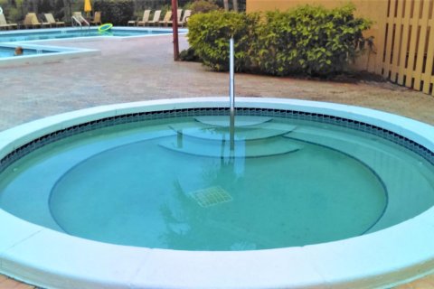 Condominio en alquiler en Delray Beach, Florida, 2 dormitorios, 107.77 m2 № 970278 - foto 1