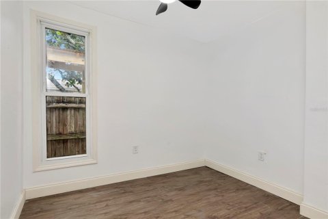Casa en venta en Saint Petersburg, Florida, 4 dormitorios, 171.22 m2 № 1916219 - foto 21