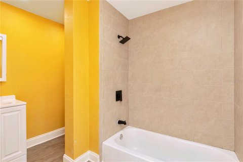 Casa en venta en Saint Petersburg, Florida, 4 dormitorios, 171.22 m2 № 1916219 - foto 12