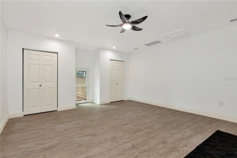 Casa en venta en Saint Petersburg, Florida, 4 dormitorios, 171.22 m2 № 1916219 - foto 26