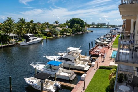 Condominio en alquiler en Fort Lauderdale, Florida, 2 dormitorios, 78.04 m2 № 2085690 - foto 5