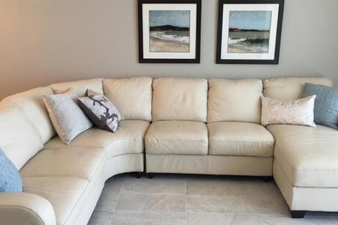 Condominio en alquiler en Fort Lauderdale, Florida, 2 dormitorios, 78.04 m2 № 2085690 - foto 2