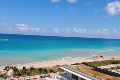 Condo in Miami Beach, Florida, 1 bedroom № 2087172 - photo 5