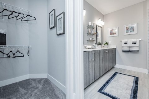 Appartement à louer à Tamarac, Floride: 2 chambres, 112.23 m2 № 1849156 - photo 17