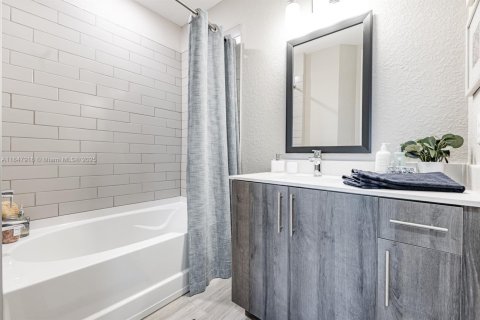 Appartement à louer à Tamarac, Floride: 2 chambres, 112.23 m2 № 1849156 - photo 18