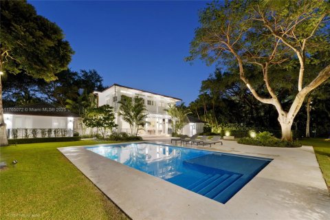 Casa en venta en Coral Gables, Florida, 8 dormitorios, 592.9 m2 № 1588285 - foto 6