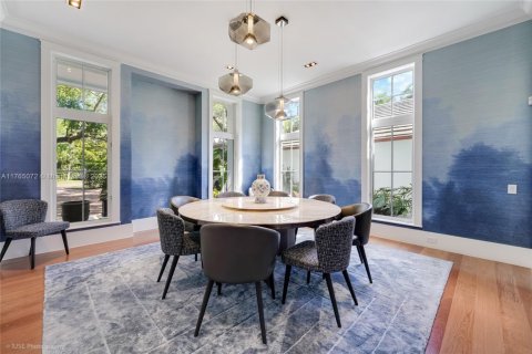 Casa en venta en Coral Gables, Florida, 8 dormitorios, 592.9 m2 № 1588285 - foto 22