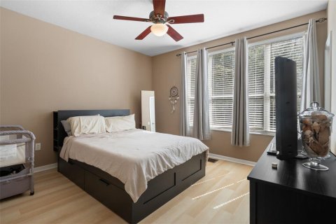 Townhouse in Tampa, Florida 3 bedrooms, 171.31 sq.m. № 2428825 - photo 9