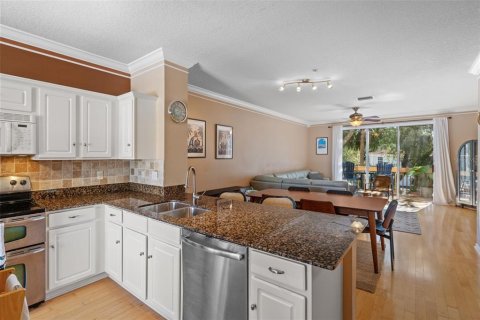 Townhouse in Tampa, Florida 3 bedrooms, 171.31 sq.m. № 2428825 - photo 18