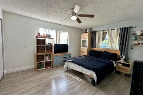 Adosado en venta en Margate, Florida, 4 dormitorios, 140.47 m2 № 1984309 - foto 28