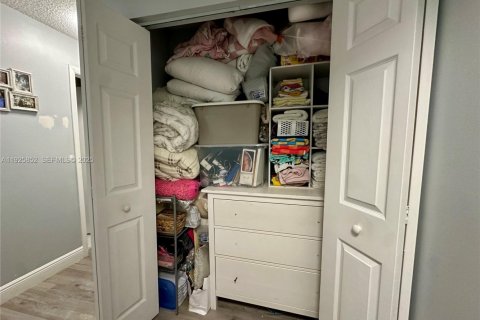 Adosado en venta en Margate, Florida, 4 dormitorios, 140.47 m2 № 1984309 - foto 27