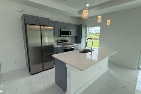 Casa en alquiler en Lehigh Acres, Florida, 3 dormitorios, 126.44 m2 № 1915435 - foto 5