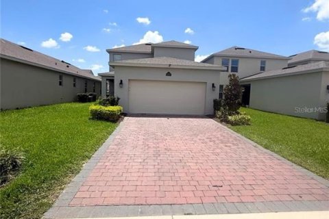 House in Winter Garden, Florida 4 bedrooms, 229.84 sq.m. № 2118947 - photo 12