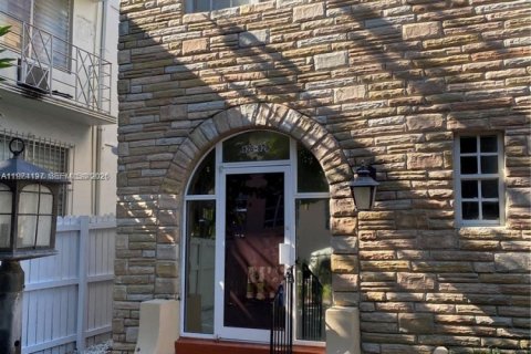 Apartamento en alquiler en Miami Beach, Florida, 1 dormitorio, 41.81 m2 № 2032667 - foto 7