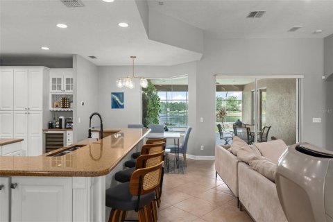 Casa en venta en Orlando, Florida, 5 dormitorios, 375.42 m2 № 1916554 - foto 19