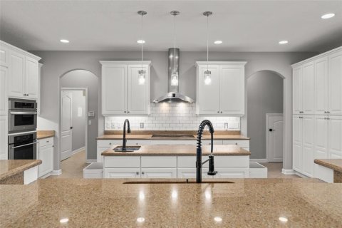 Casa en venta en Orlando, Florida, 5 dormitorios, 375.42 m2 № 1916554 - foto 22