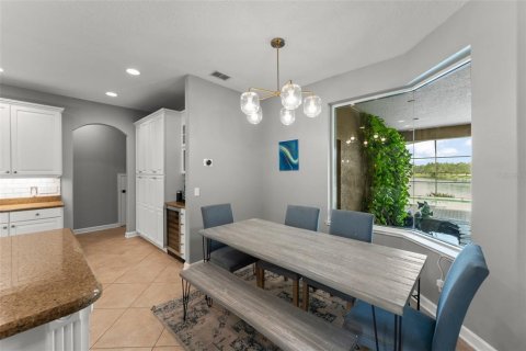 Casa en venta en Orlando, Florida, 5 dormitorios, 375.42 m2 № 1916554 - foto 13