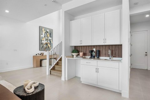 Villa ou maison à louer à Boca Raton, Floride: 5 chambres, 342.53 m2 № 2402365 - photo 13