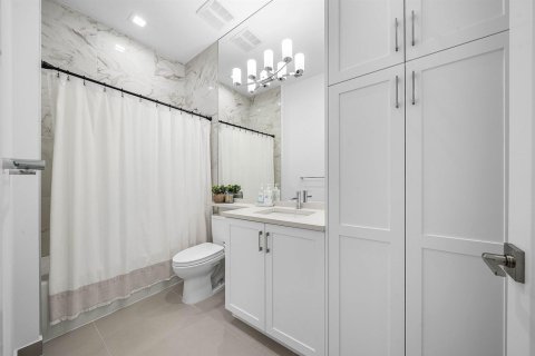 Villa ou maison à louer à Boca Raton, Floride: 5 chambres, 342.53 m2 № 2402365 - photo 12