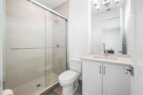 Villa ou maison à louer à Boca Raton, Floride: 5 chambres, 342.53 m2 № 2402365 - photo 24