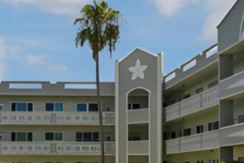 Condo in Clearwater, Florida, 2 bedrooms  № 1789592 - photo 2