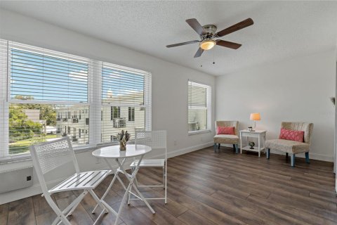Condo in Clearwater, Florida, 2 bedrooms  № 1789592 - photo 10