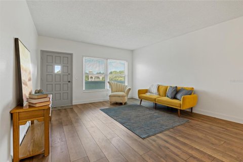 Condo in Clearwater, Florida, 2 bedrooms  № 1789592 - photo 4