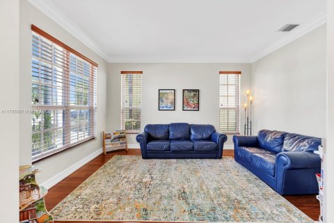 House in Boca Raton, Florida 5 bedrooms, 268.49 sq.m. № 1695597 - photo 6