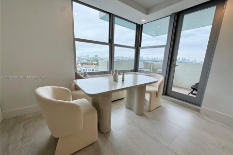 Condominio en alquiler en Miami Beach, Florida, 55.74 m2 № 2076172 - foto 7