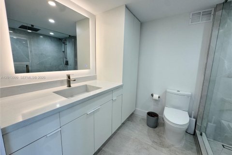 Condominio en alquiler en Miami Beach, Florida, 55.74 m2 № 2076172 - foto 9
