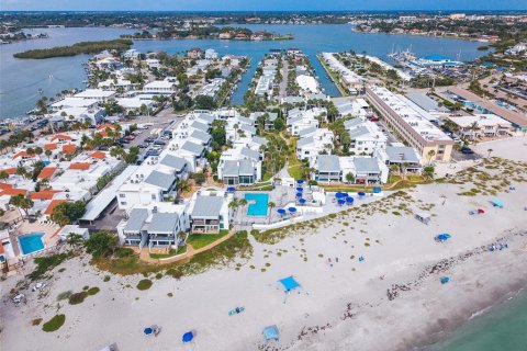 Condo in Venice, Florida, 1 bedroom № 2222916 - photo 29