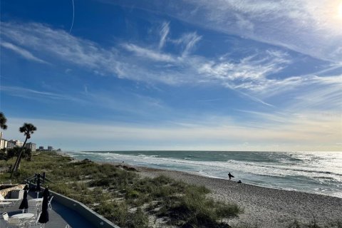 Condo in Venice, Florida, 1 bedroom № 2222916 - photo 22
