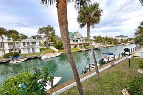Condo in Venice, Florida, 1 bedroom № 2222916 - photo 15